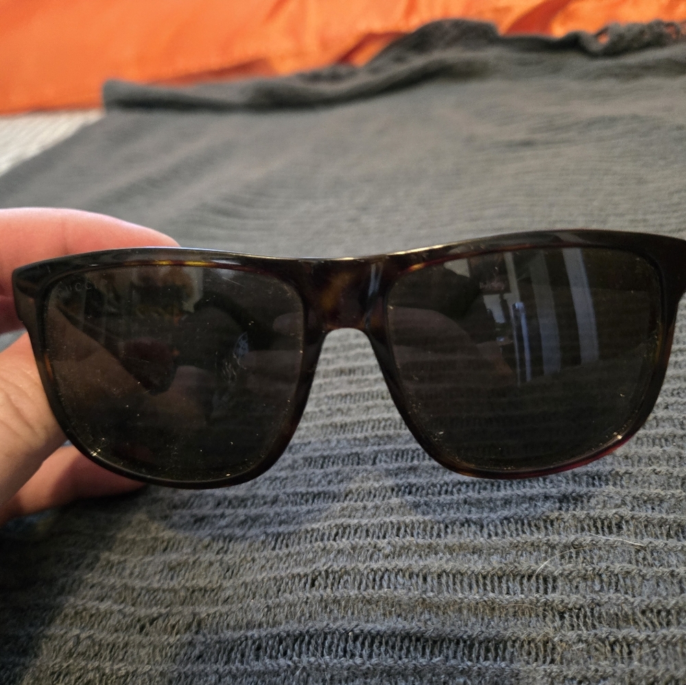 Authentic Gucci Tortoise and Black Sunglasses Unisex - Made In Italy - Picture 2 of 4